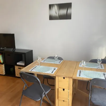 Apartment Grand 5 Min De Paris